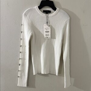 Zara White Ribbed Long Sleeve Top with Button Accents